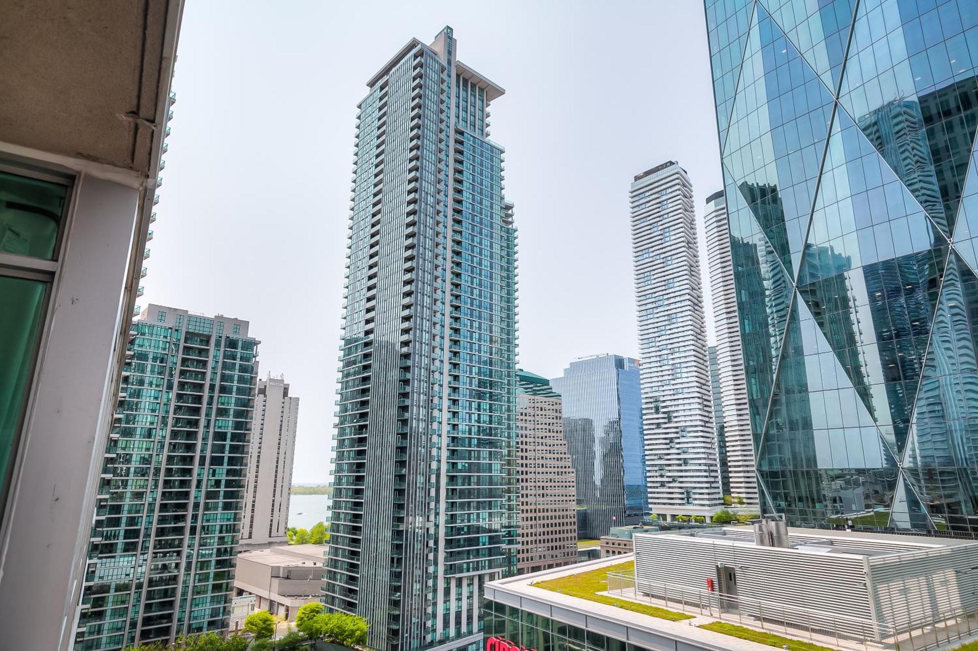 Rivetstays - The Yonge Toronto Exteriör bild