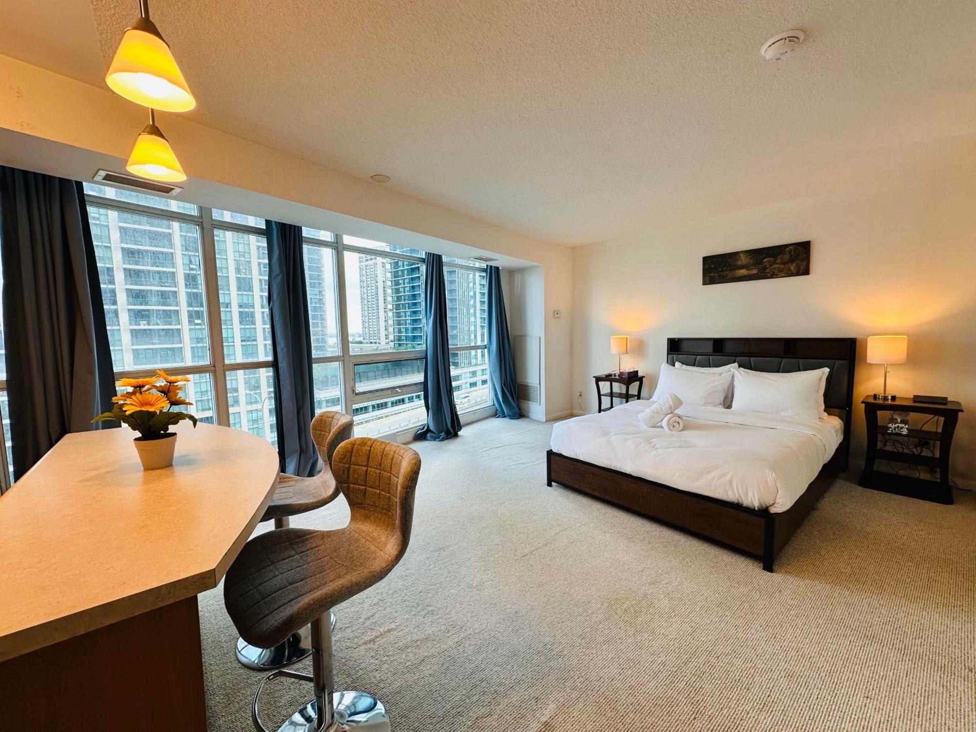Rivetstays - The Yonge Toronto Exteriör bild